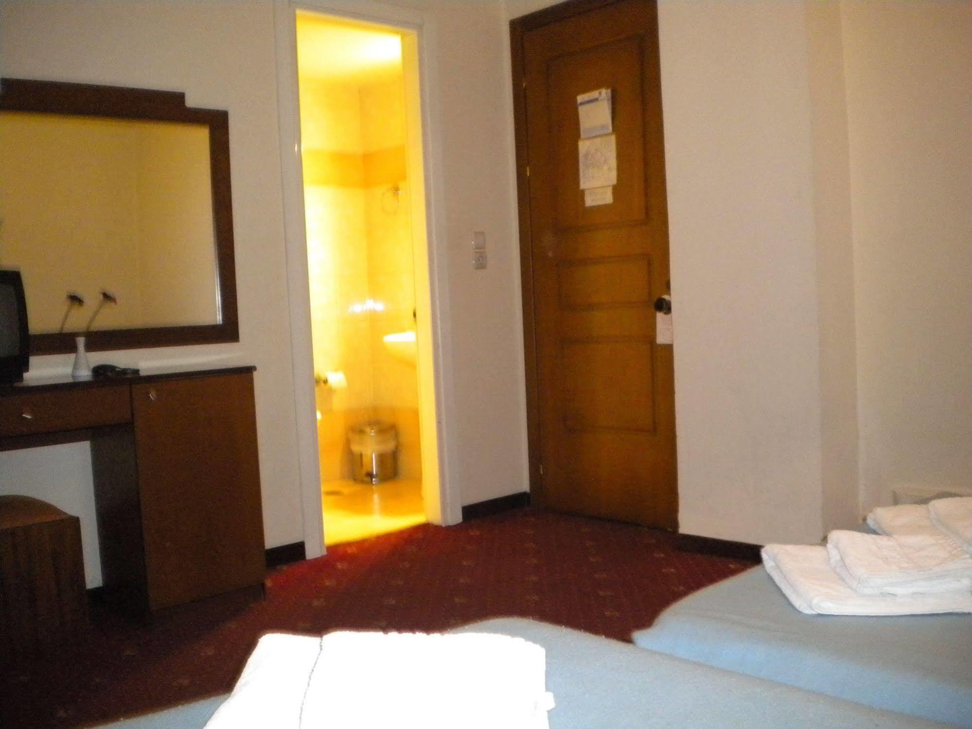 Athens Moka Hotel Экстерьер фото